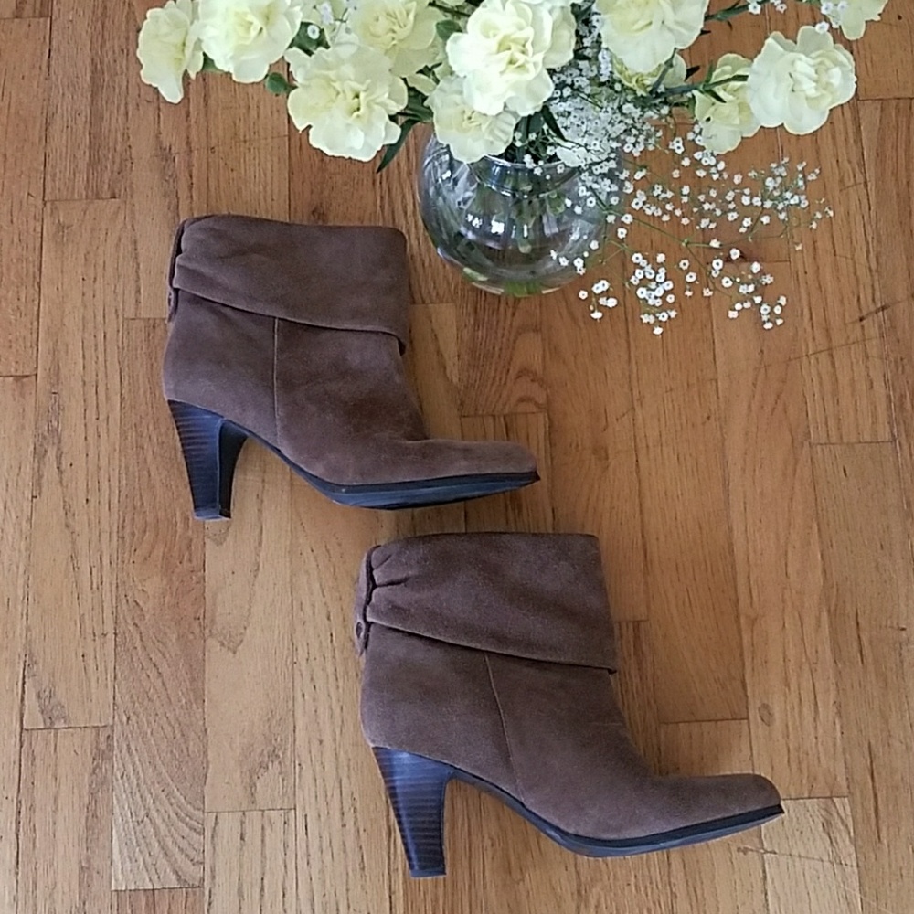 BCBGeneration Suede Booties Size 8